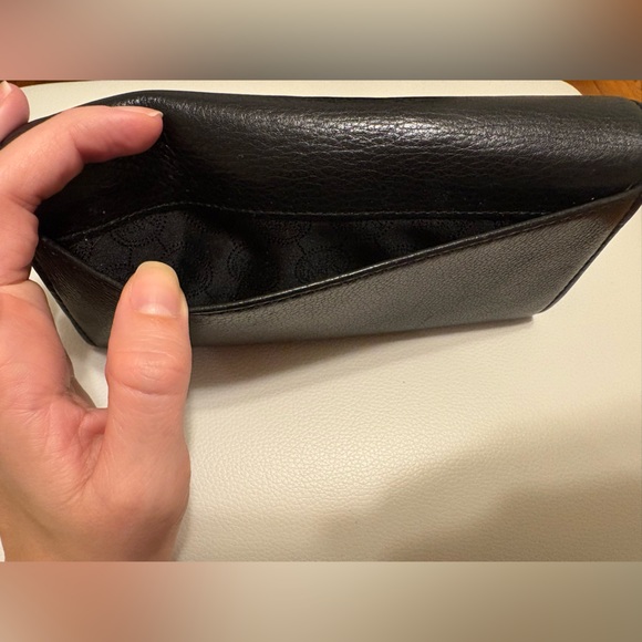 Michael Kors Fulton Flap Continental Wallet - Black Leather - Picture 4 of 6